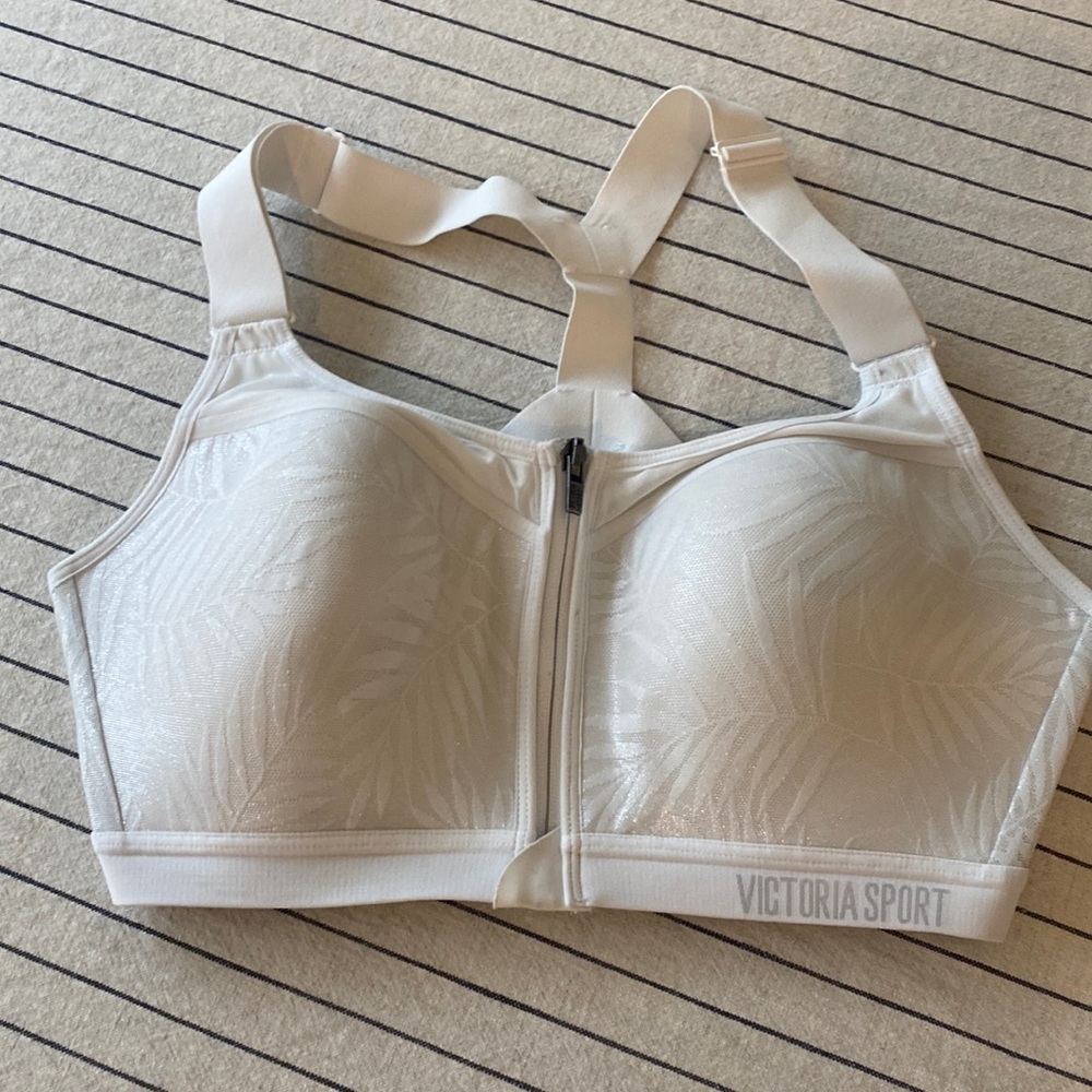 Victoria secret sports bra 34d zipper